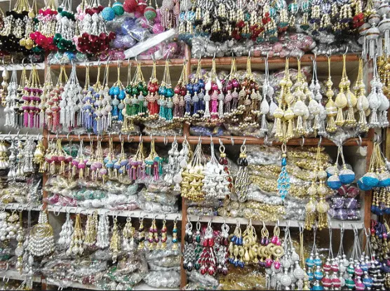 Accessories at Kinari Bazar | Source
